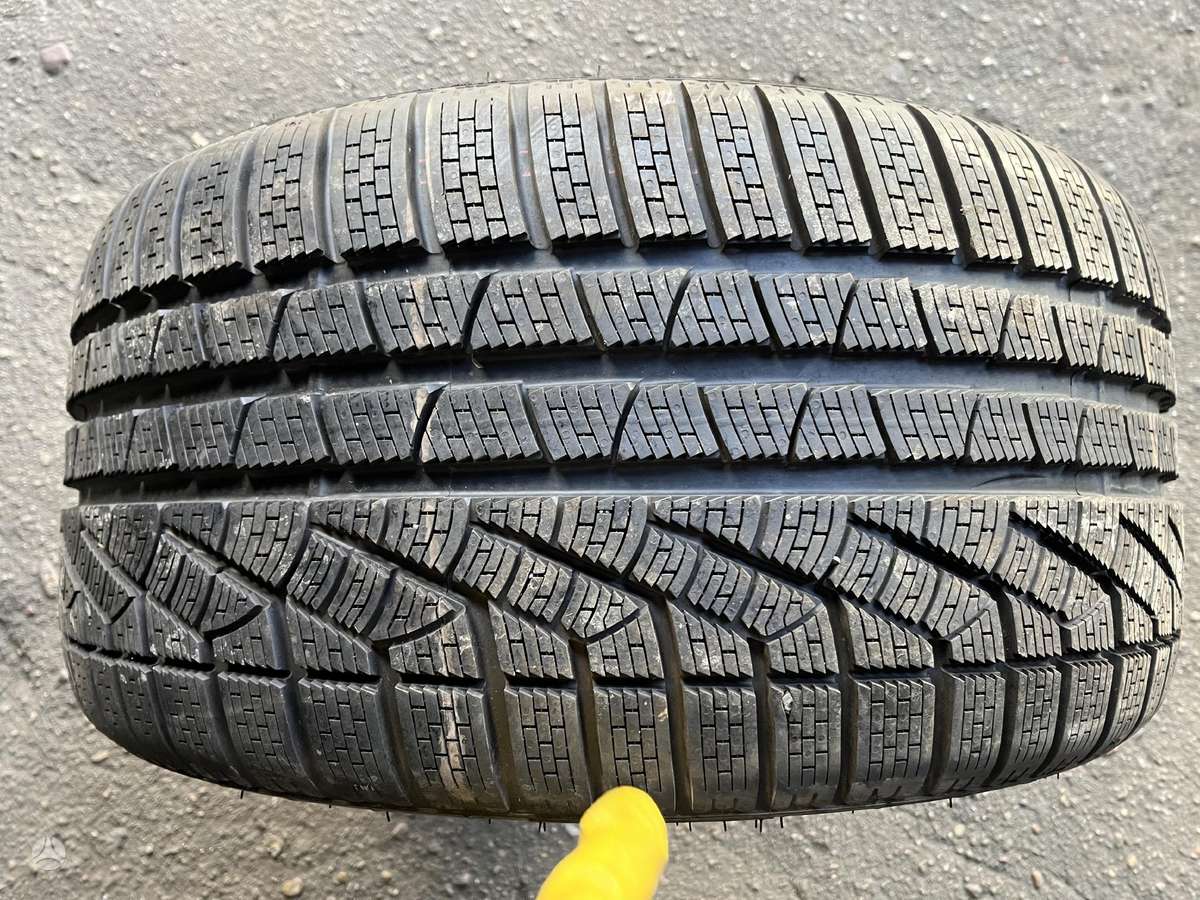 Pirelli SottoZero2, žieminės 285/30 R20