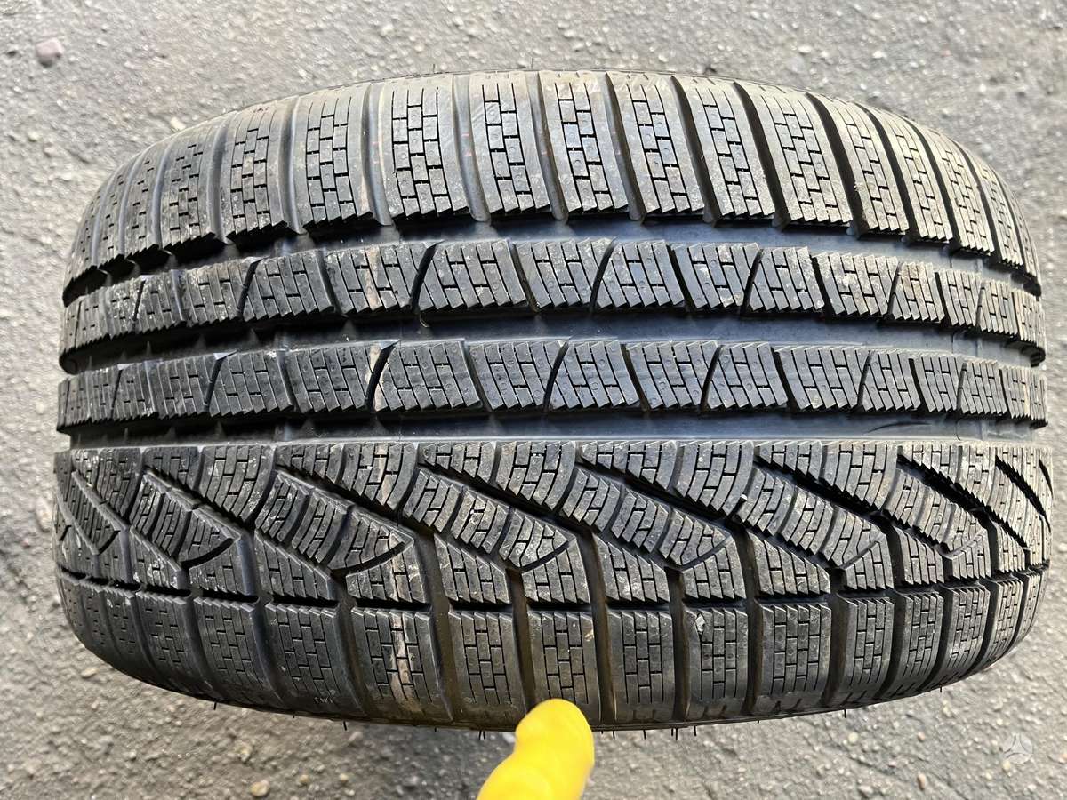 Pirelli SottoZero2, зимние 285/30 R20