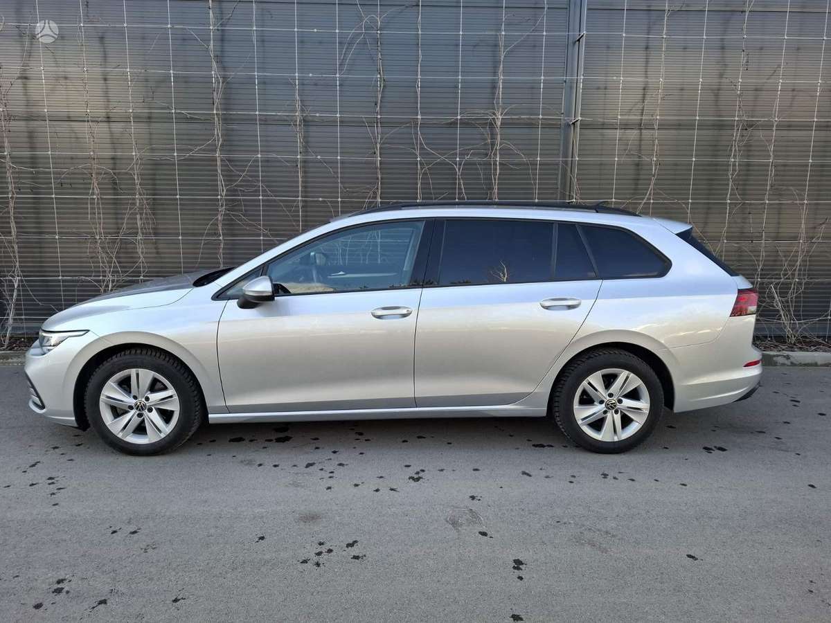 Volkswagen Golf, universalas