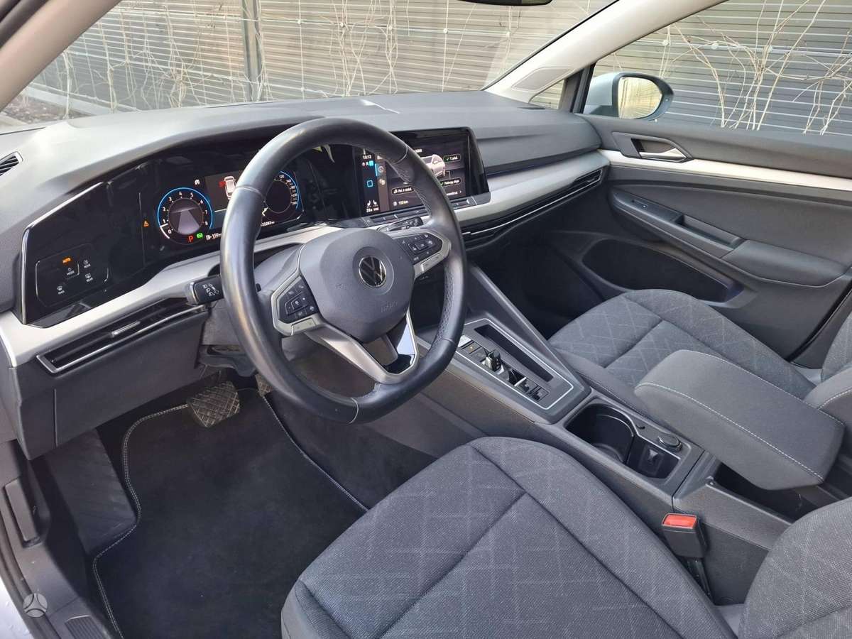 Volkswagen Golf, universalas