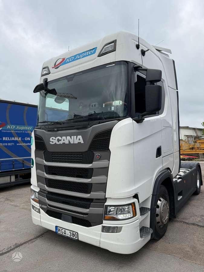 Scania S450, double sleeper