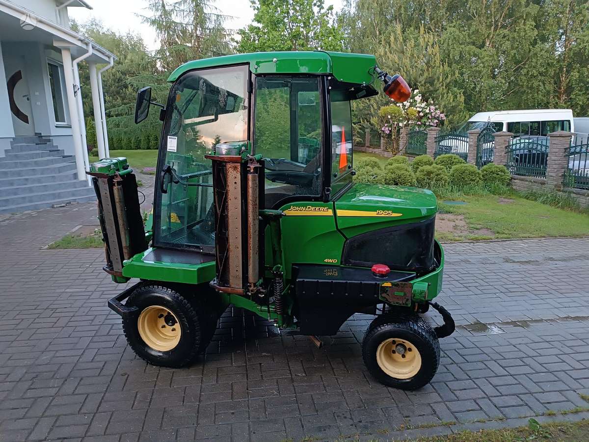 John Deere 1905, zāles pļāvēji