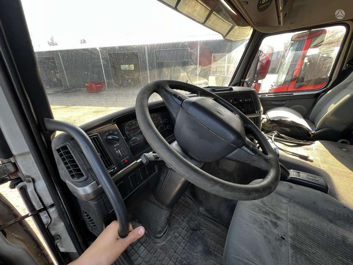Volvo FM9, vilkikai