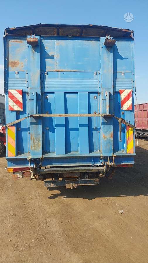 Mercedes-Benz 1220, trucks