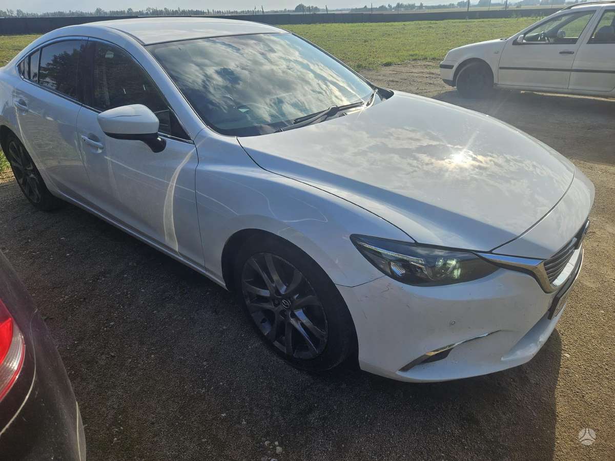 Mazda 6