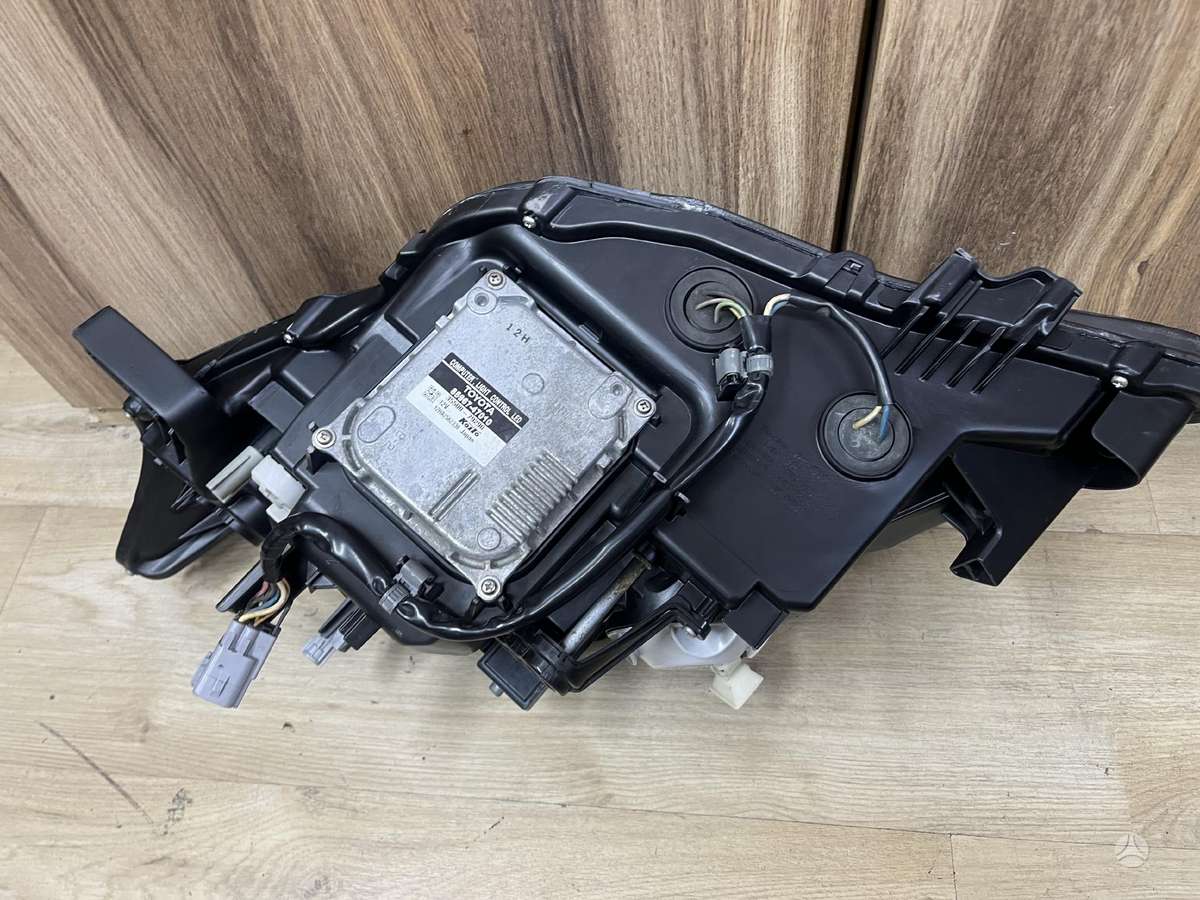 Lexus RX 450h lights