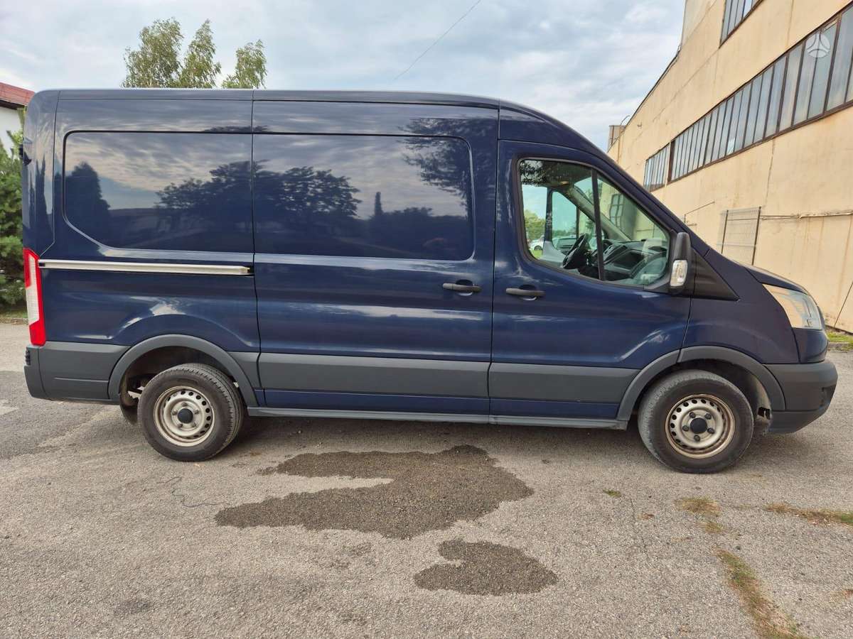 Ford Transit, cargo van