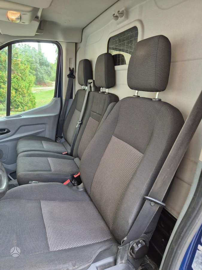 Ford Transit, cargo van