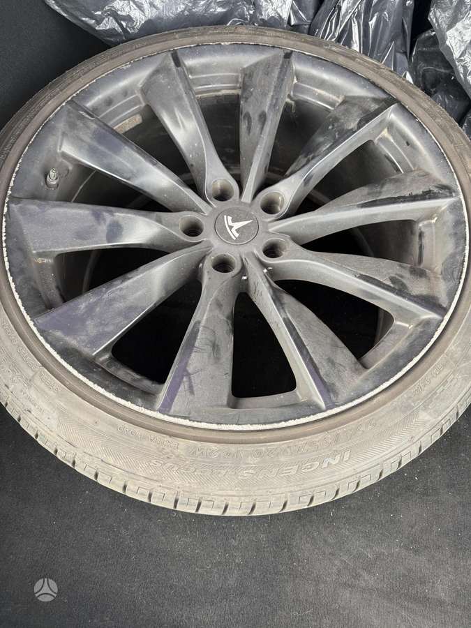 TESLA, light alloy, R20