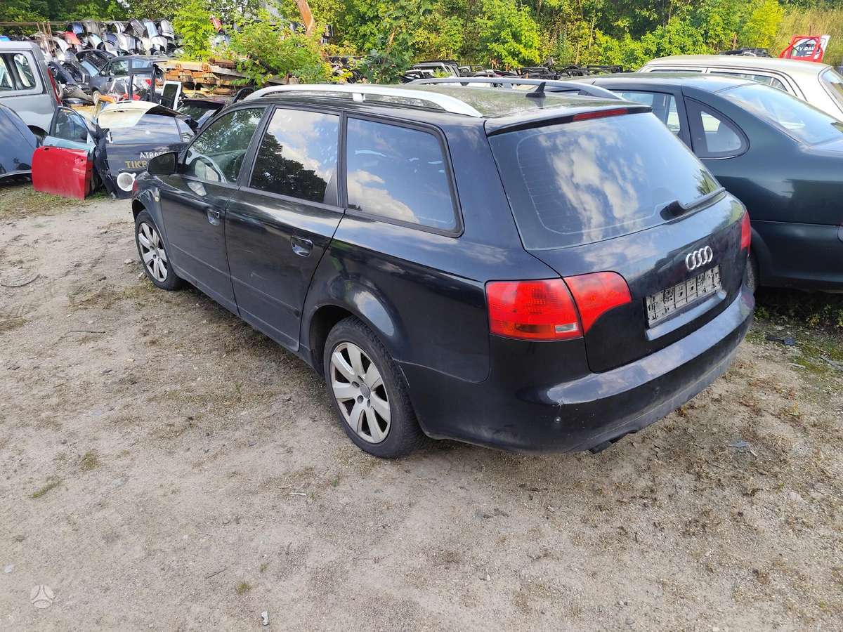 Audi A4 dalimis