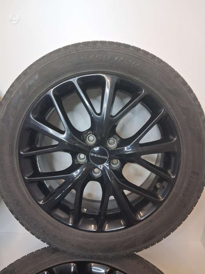 Dodge, vieglmetāla, R20