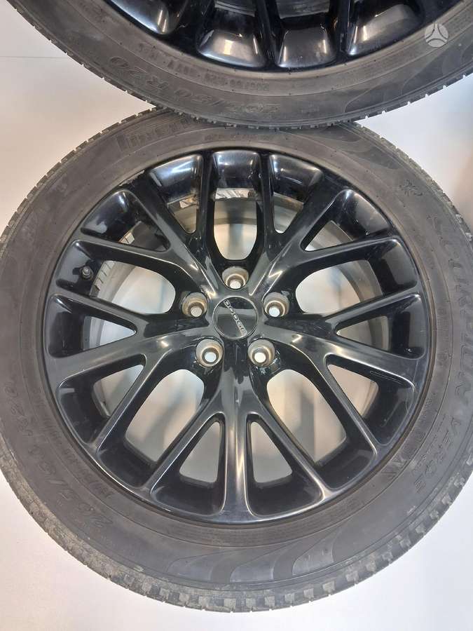 Dodge, vieglmetāla, R20