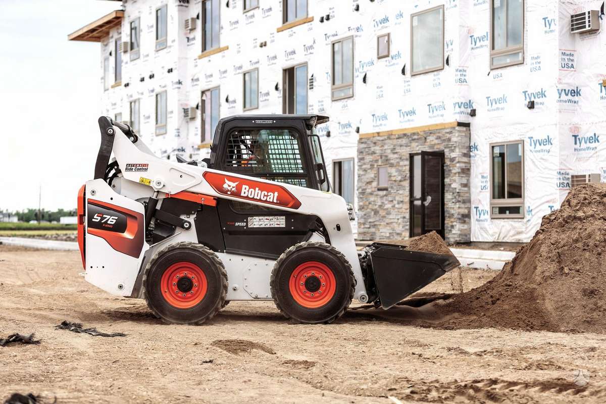 Bobcat S76, мини-погрузчики