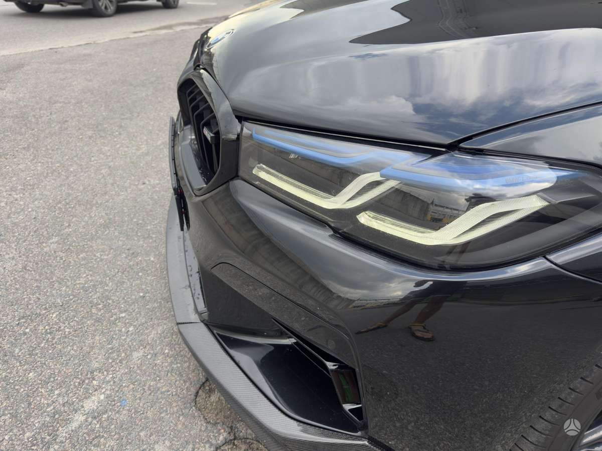 BMW M5, 4.4 l., Седан