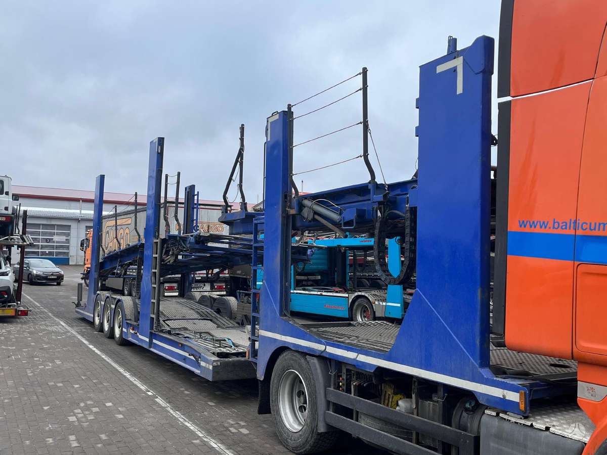 -Kita-, auto transporter