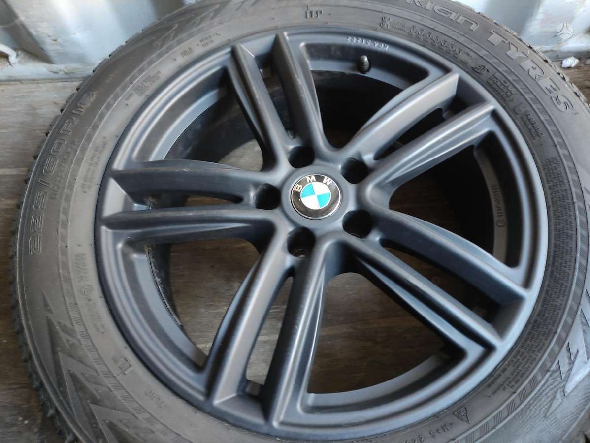 BMW Yra ir juodi, легкосплавные , R18