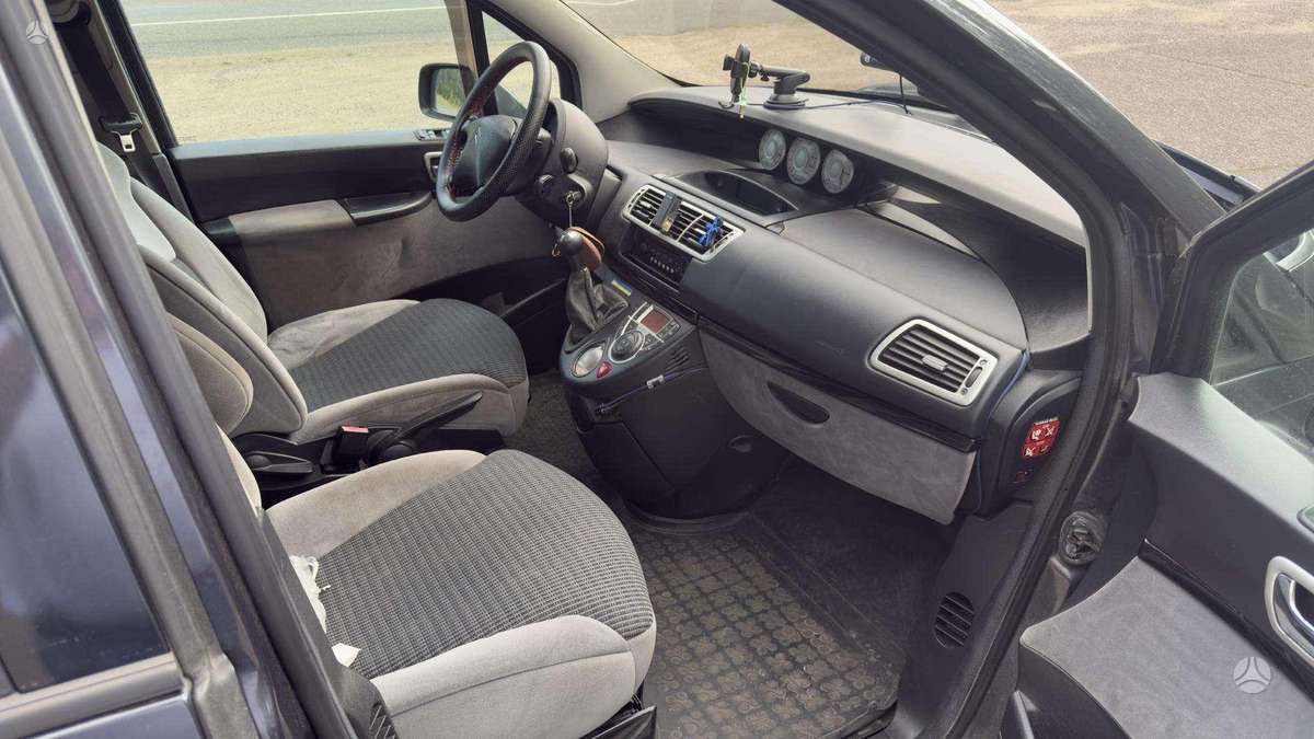 Citroen C8, 2.0 l., Минивэн