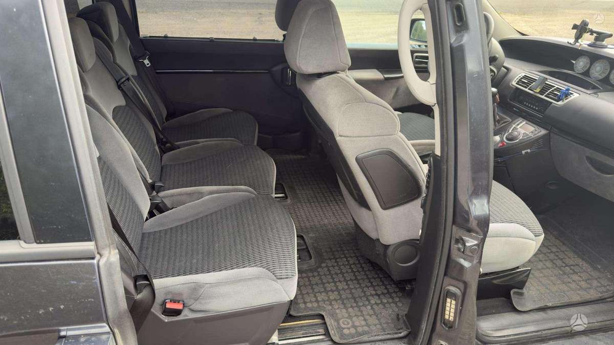 Citroen C8, 2.0 l., Минивэн