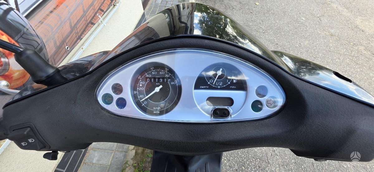 Piaggio Fly 49cc, scooters / mopeds
