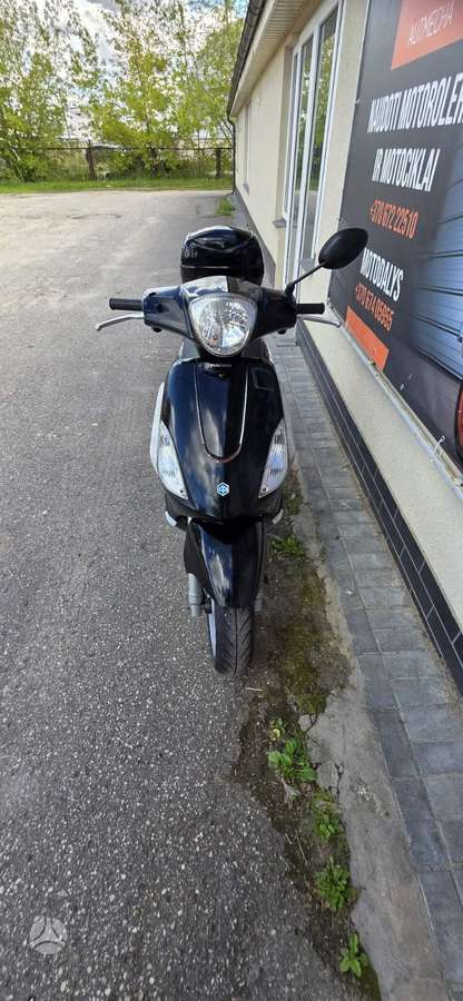 Piaggio Fly 49cc, мотороллеры / мопеды
