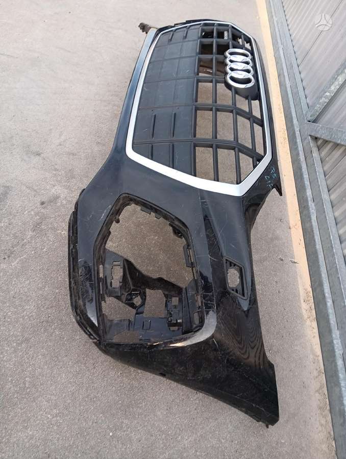 Audi Q5 bamperi, durvis, spārni