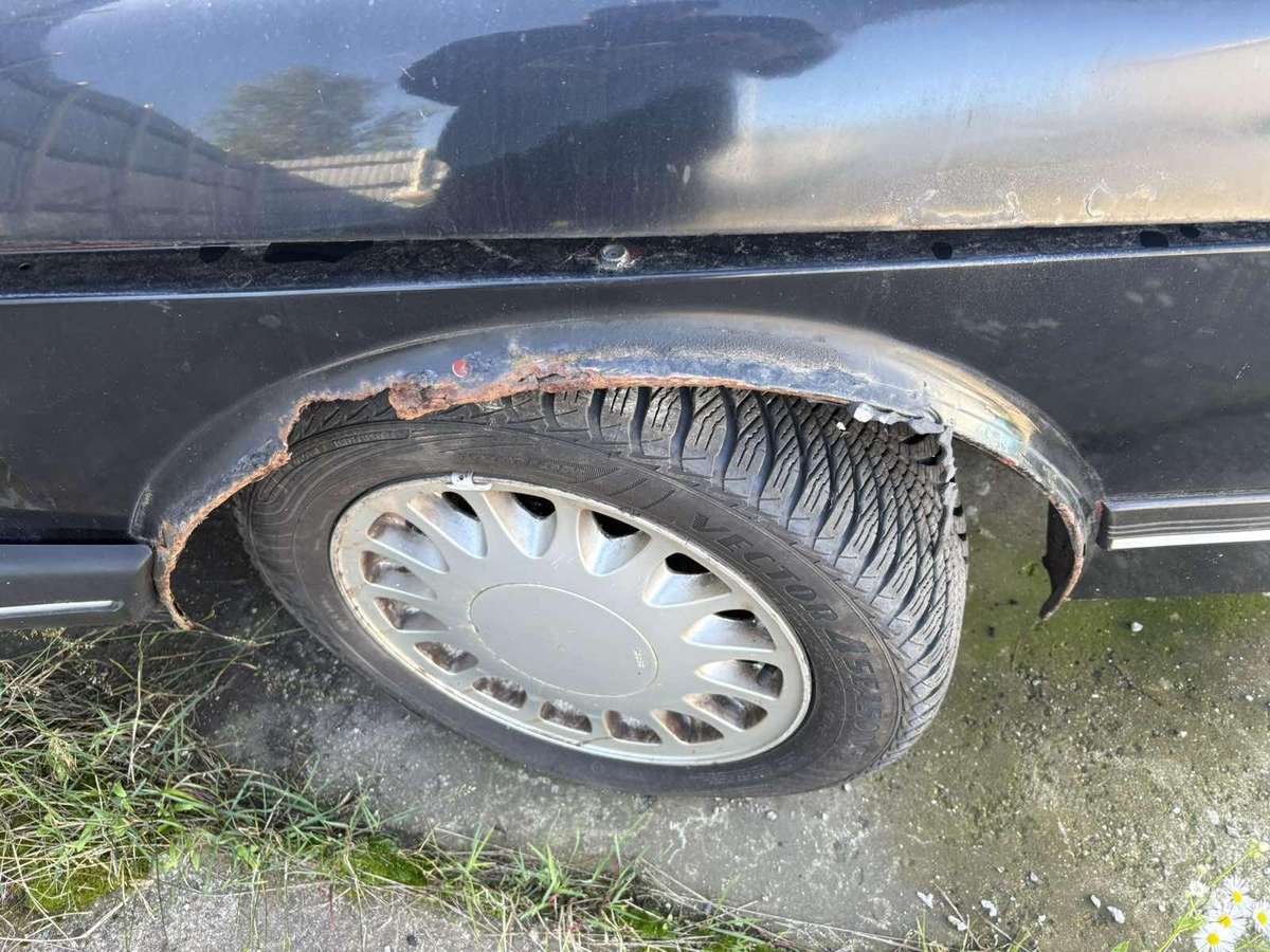 Saab 900, 2.0 l., hatchback