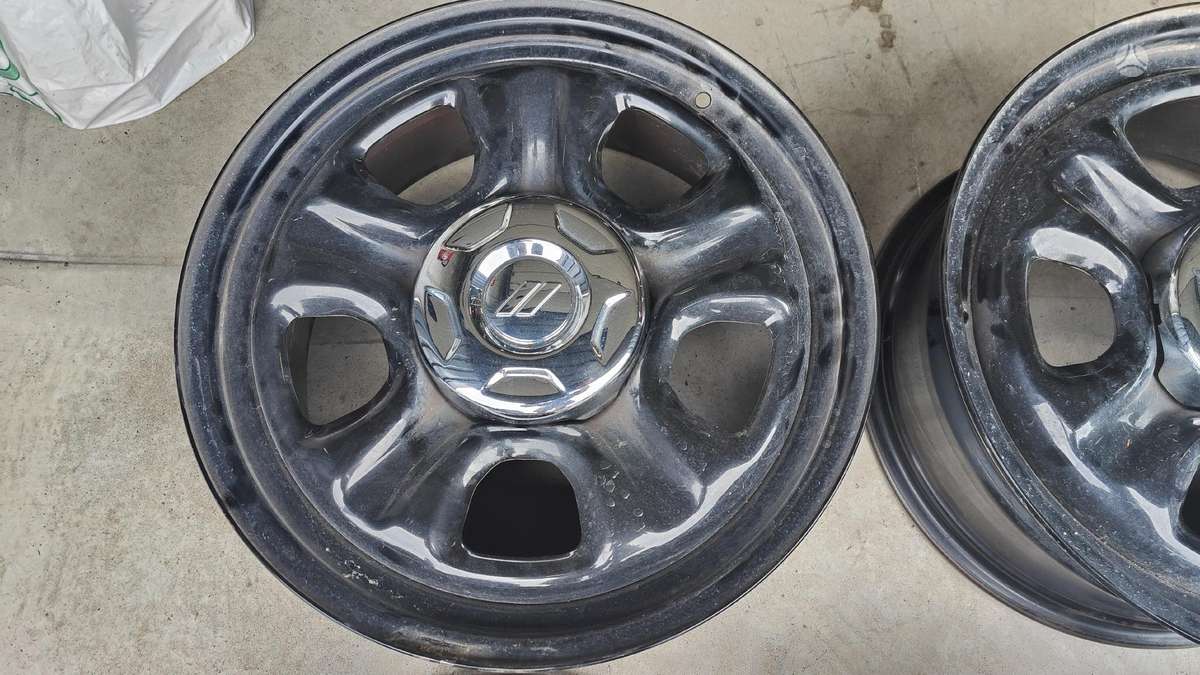 Dodge Durango, tērauda apzīmogoti, R18