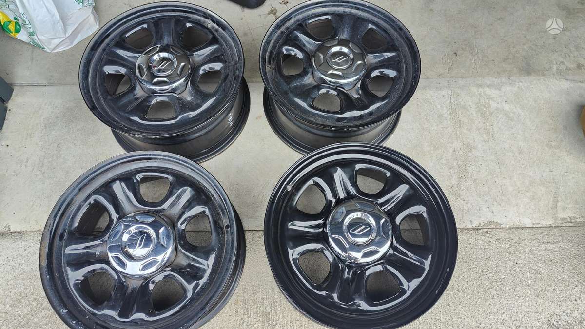 Dodge Durango, plieniniai štampuoti, R18
