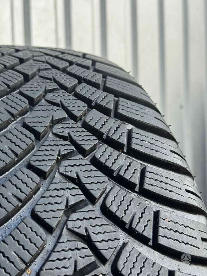 Falken EUROWINTER HS01 SUV XL, winter 215/55 R18