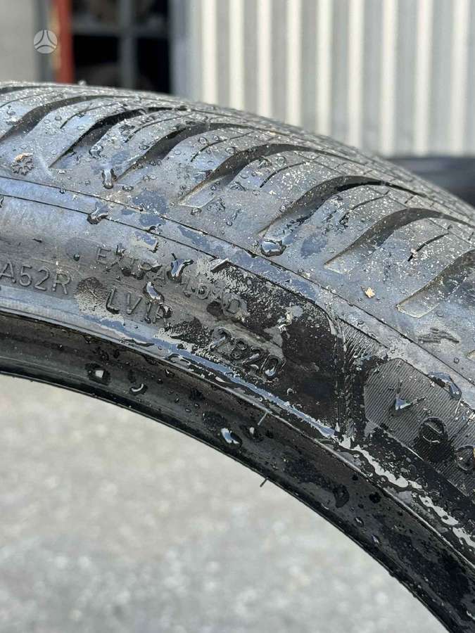 Goodyear VECTOR 4 SEASONS GEN-3, universalios 235/40 R18