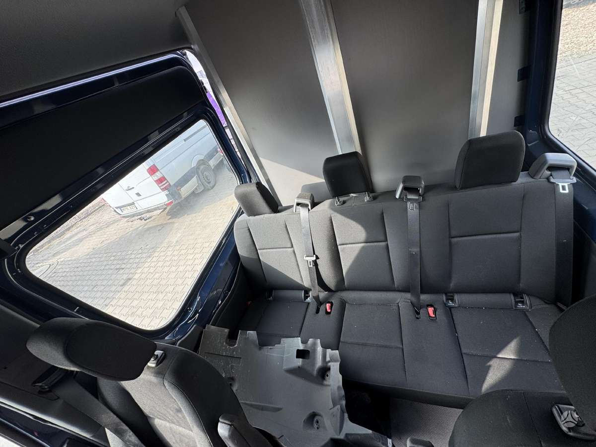 Mercedes-Benz Sprinter, cargo vans