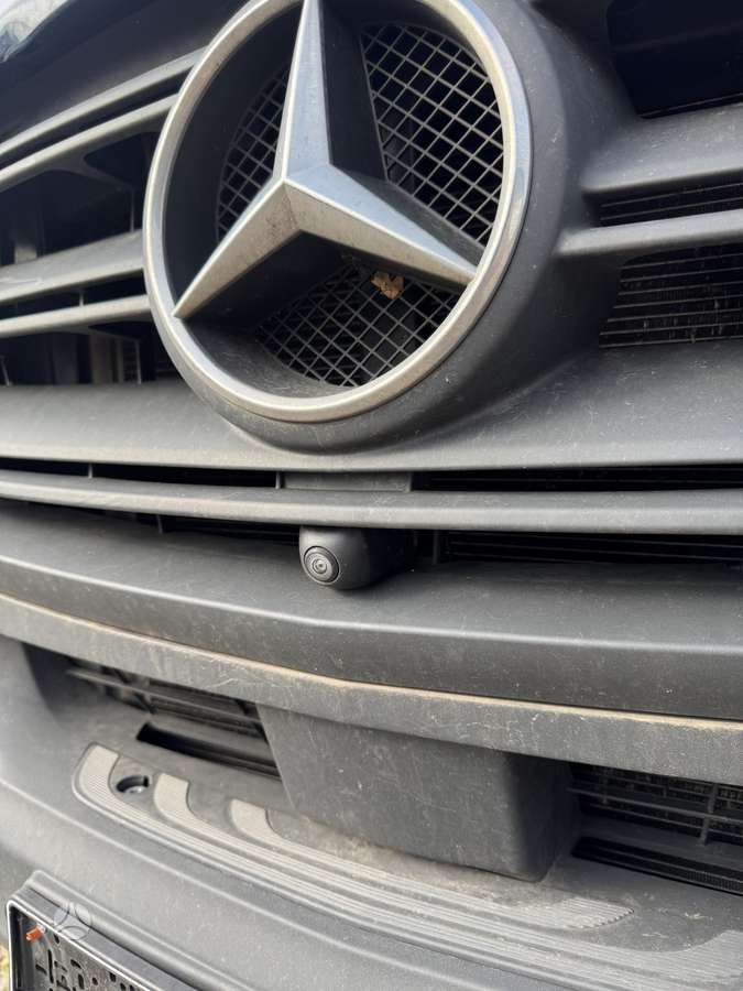 Mercedes-Benz Sprinter, cargo vans
