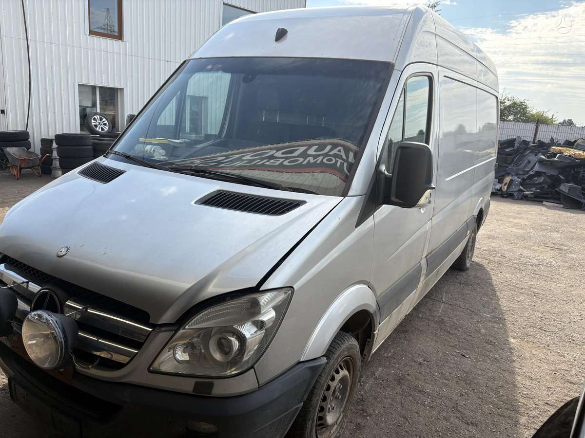 Mercedes-Benz Sprinter 37068366700