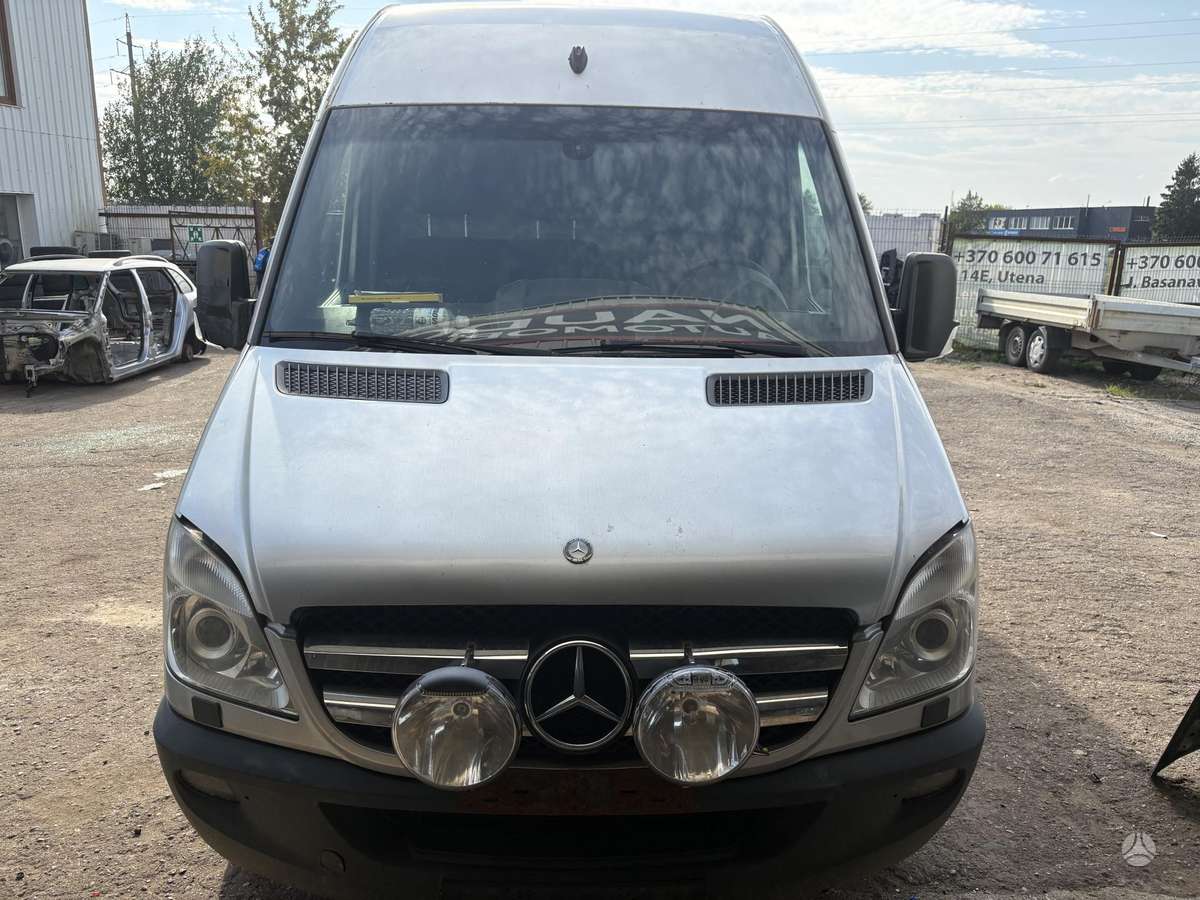 Mercedes-Benz Sprinter 37068366700
