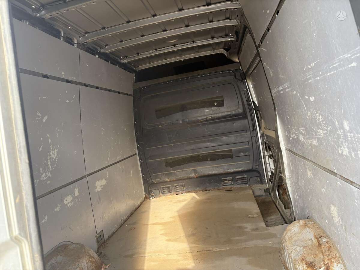 Mercedes-Benz Sprinter 37068366700