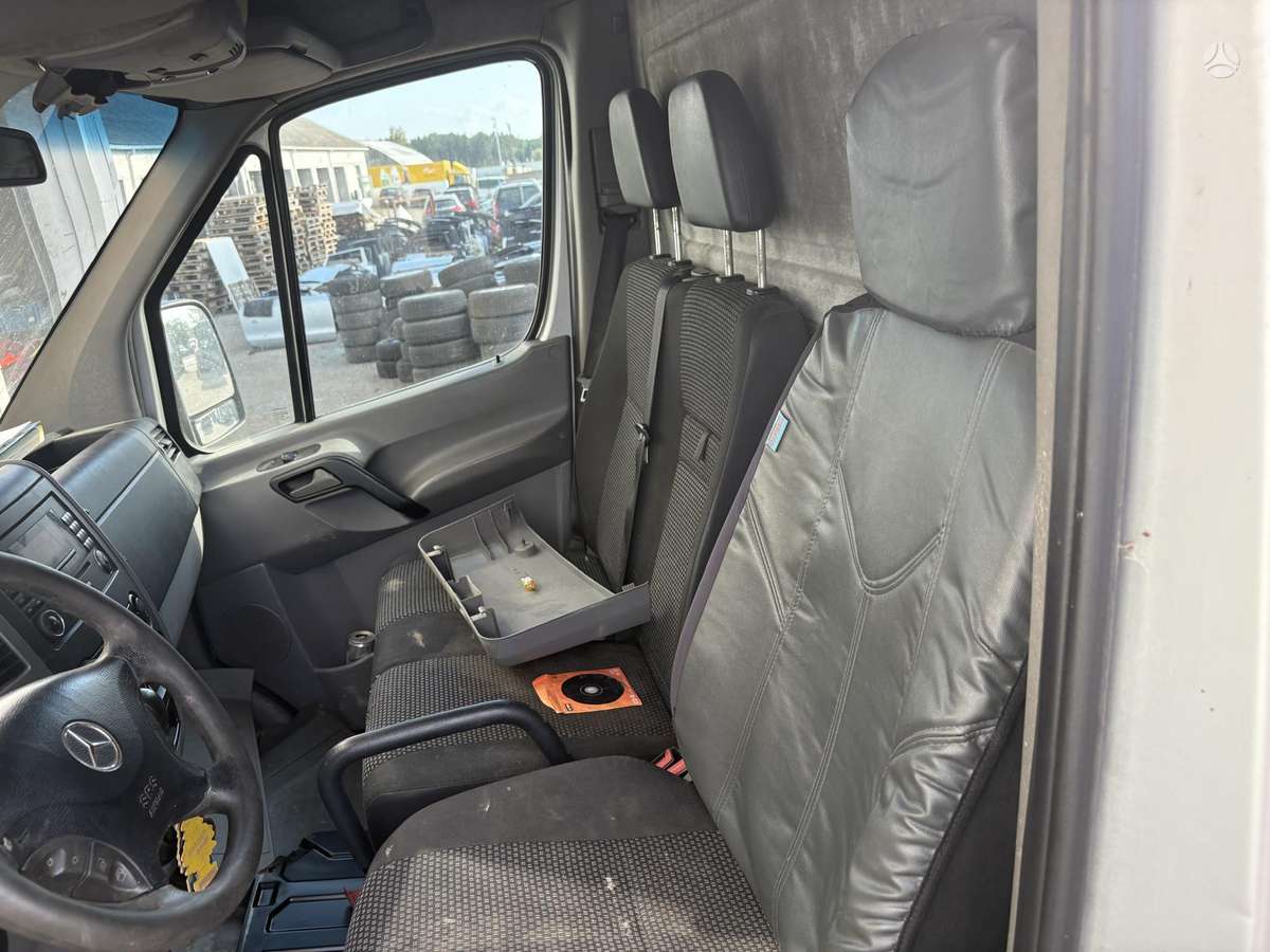 Mercedes-Benz Sprinter 37068366700