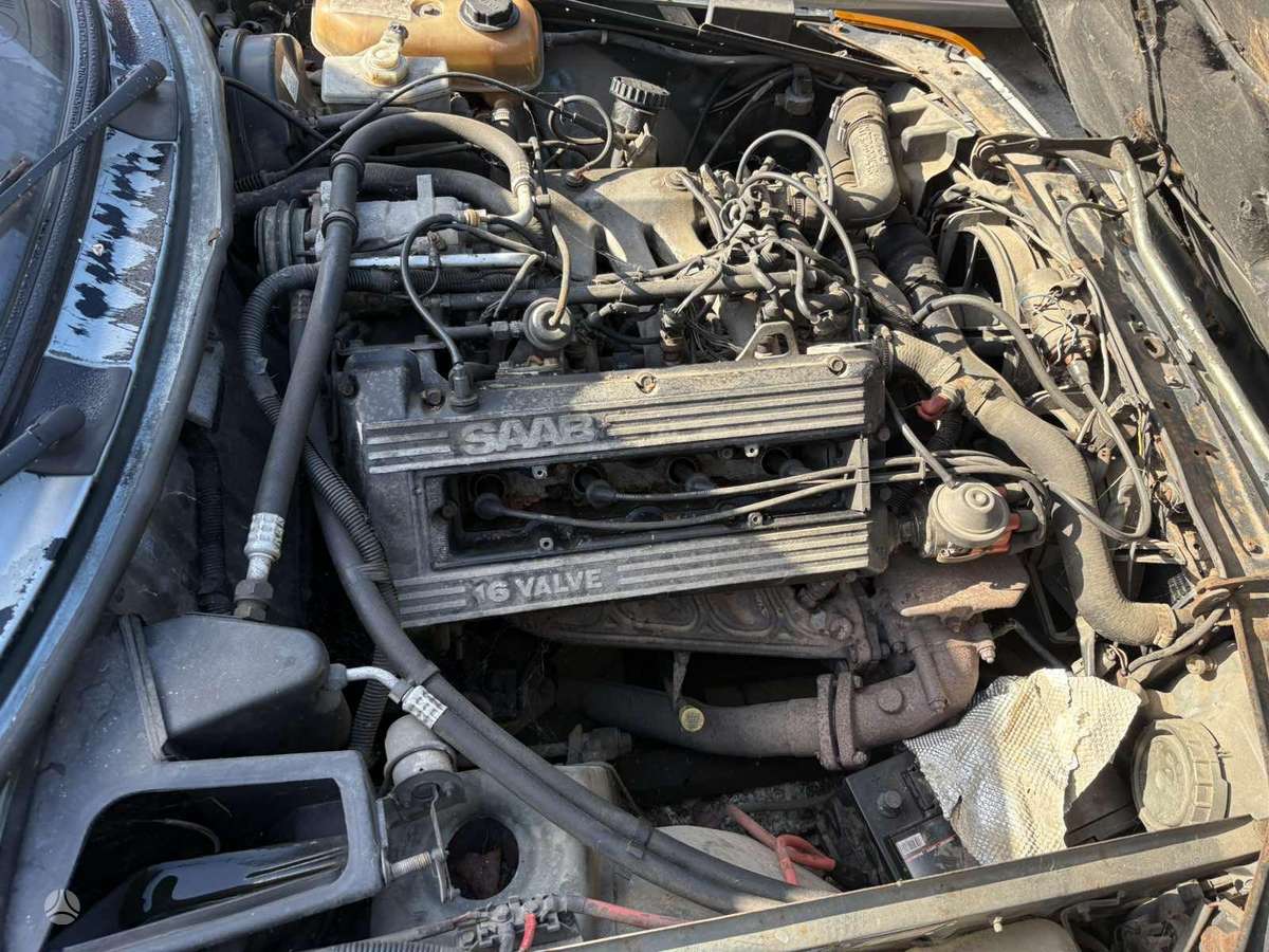Saab 900, 2.0 l., Хэтчбек