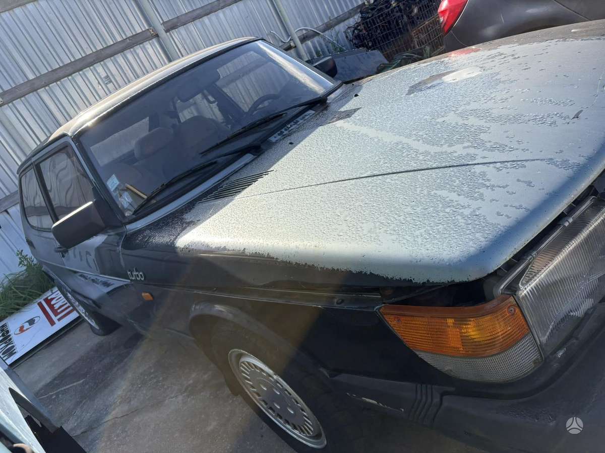 Saab 900, 2.0 l., Хэтчбек