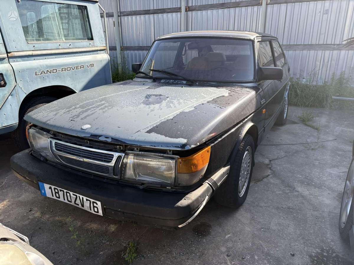 Saab 900, 2.0 l., Хэтчбек