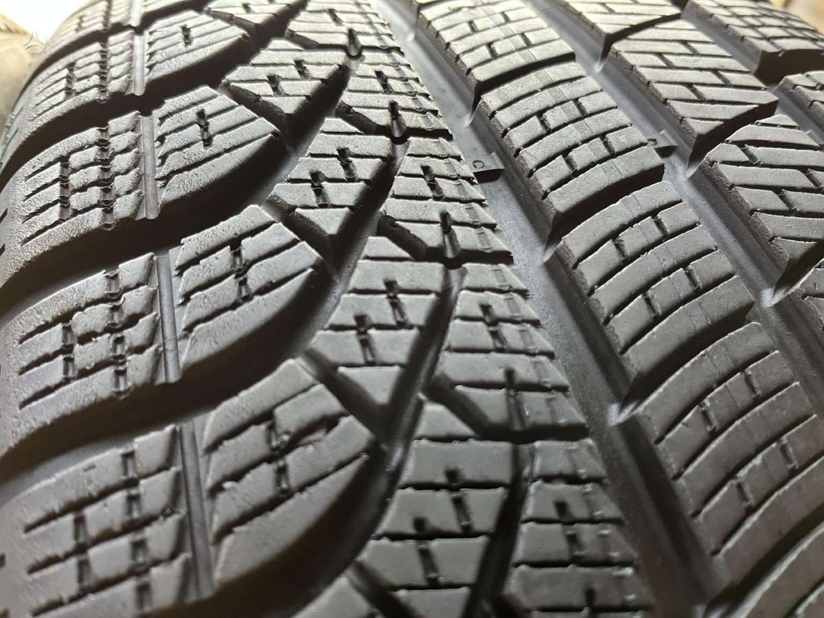 Pirelli PZero Winter +275/35/20, winter 245/40 R20