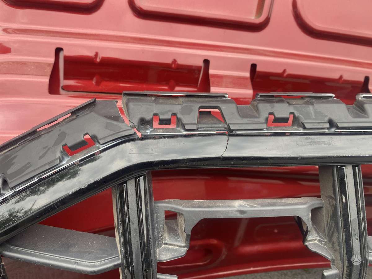 Audi Q7 body parts