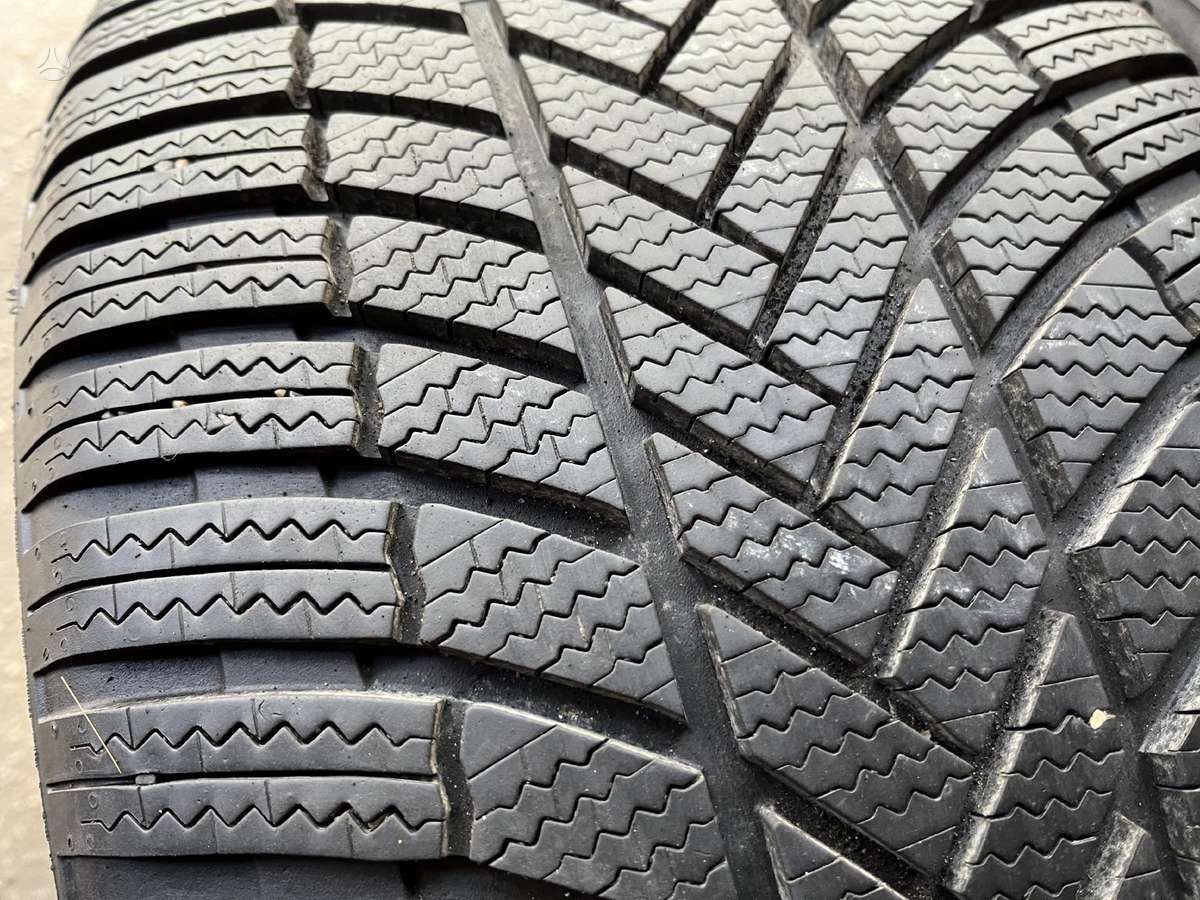 Bridgestone Blizzak LM005, зимние 285/40 R22