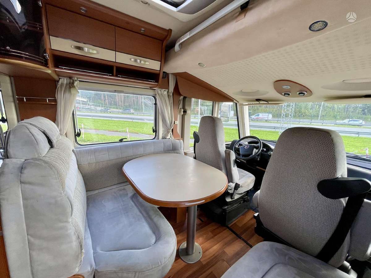 Hymer B 690, campers