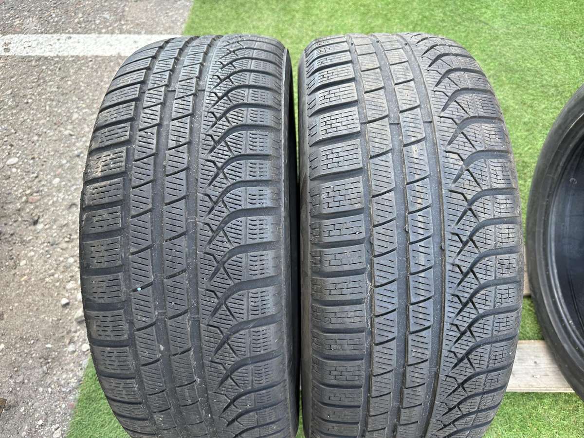 Pirelli 6mm, 2020 metu, žieminės 235/50 R19
