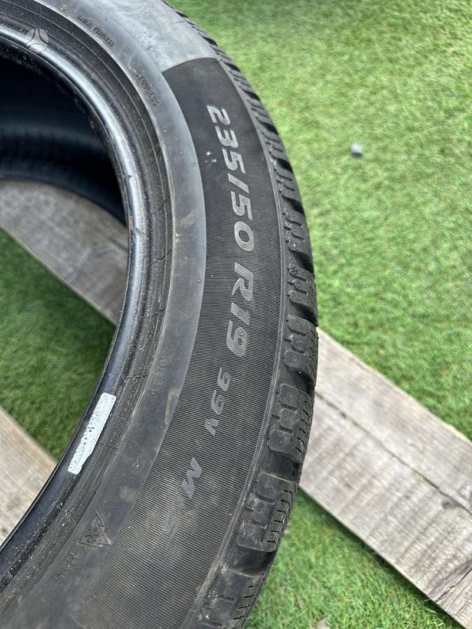 Pirelli 6mm, 2020 metu, žieminės 235/50 R19