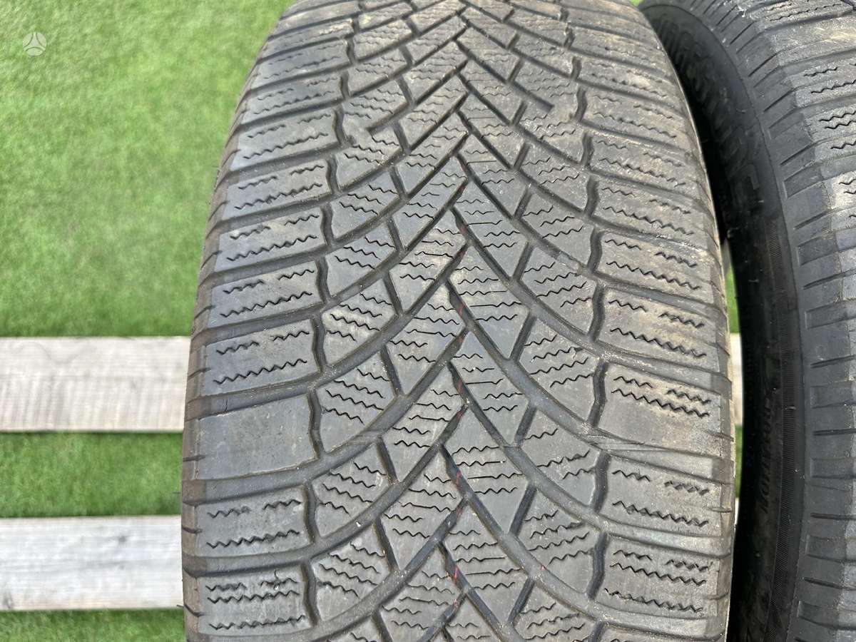 Bridgestone 4mm 2023m, winter 235/50 R19