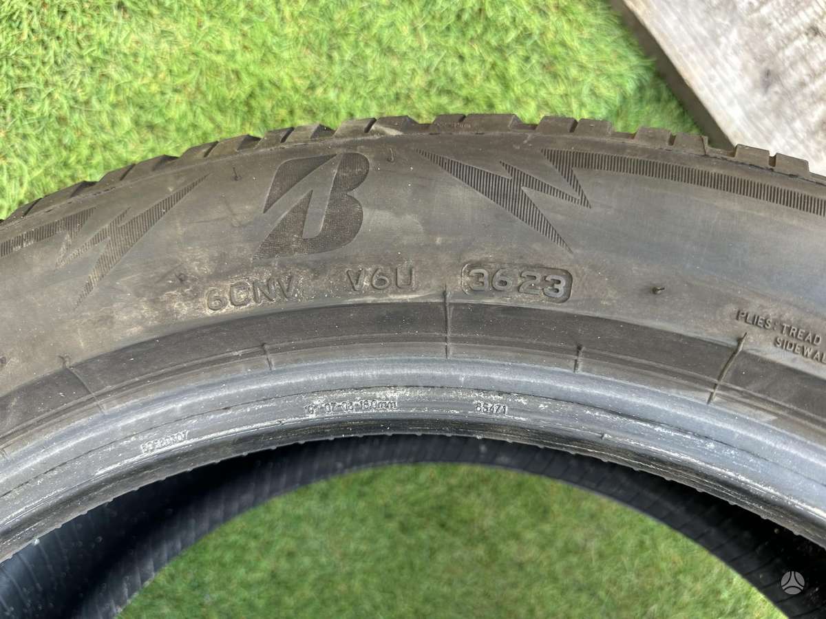 Bridgestone 4mm 2023m, winter 235/50 R19