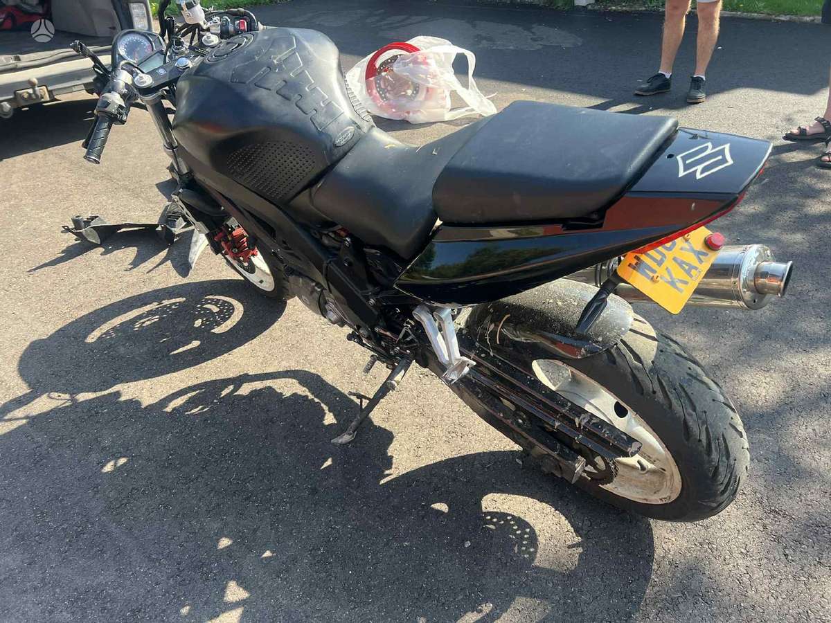 Suzuki SV, street / klasikiniai