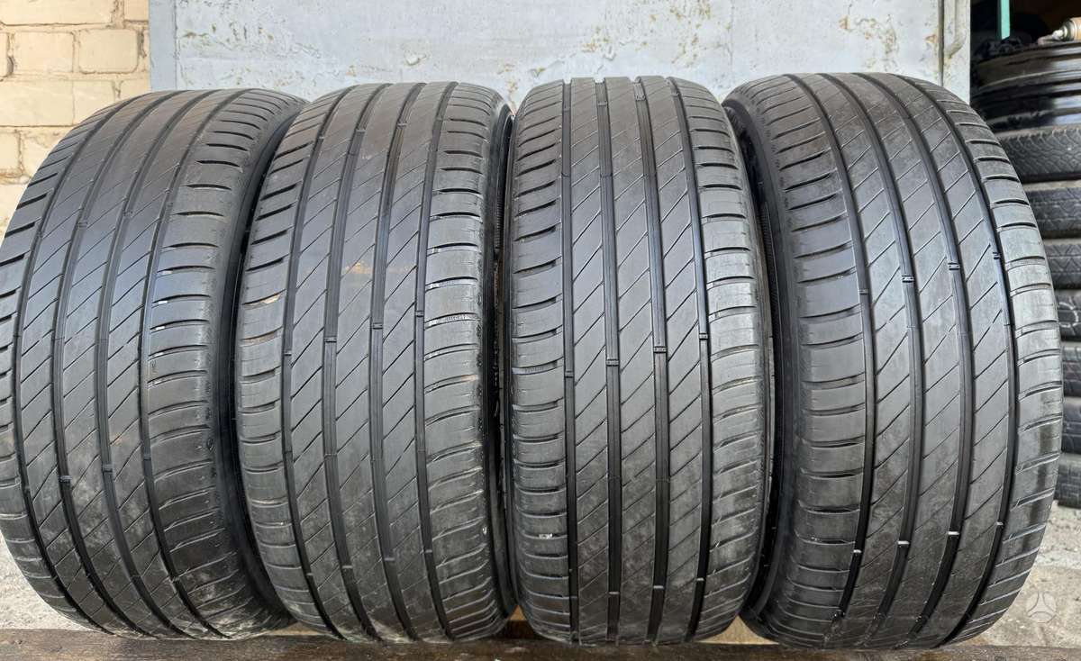 Kleber Dynaxer HP4, summer 215/50 R17