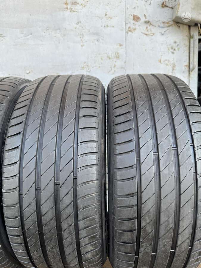 Kleber Dynaxer HP4, summer 215/50 R17